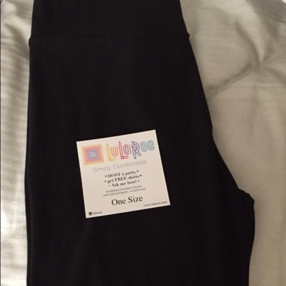 LuLaRoe solid black leggings